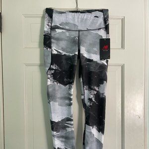New Balance Printed Impact Run Tight